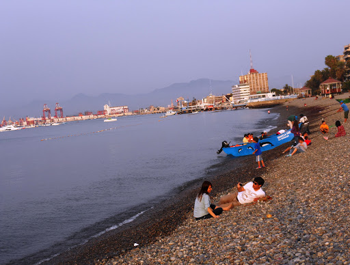 Playa Cantolao